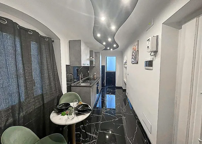 The Marble House דירה